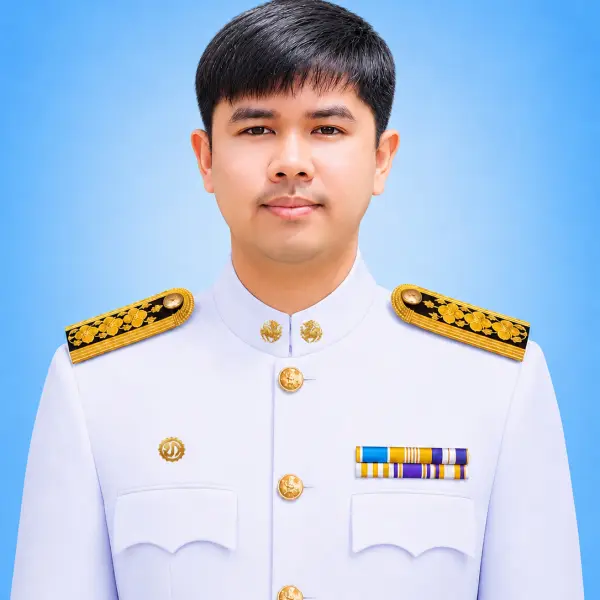 นายรุ่งระวิน พ่วงขำ