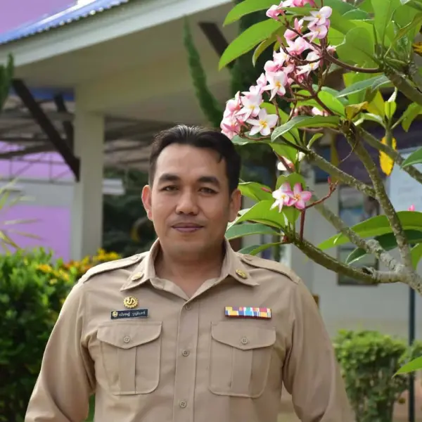 นายอภิเชษฐ์ บุญอินทร์